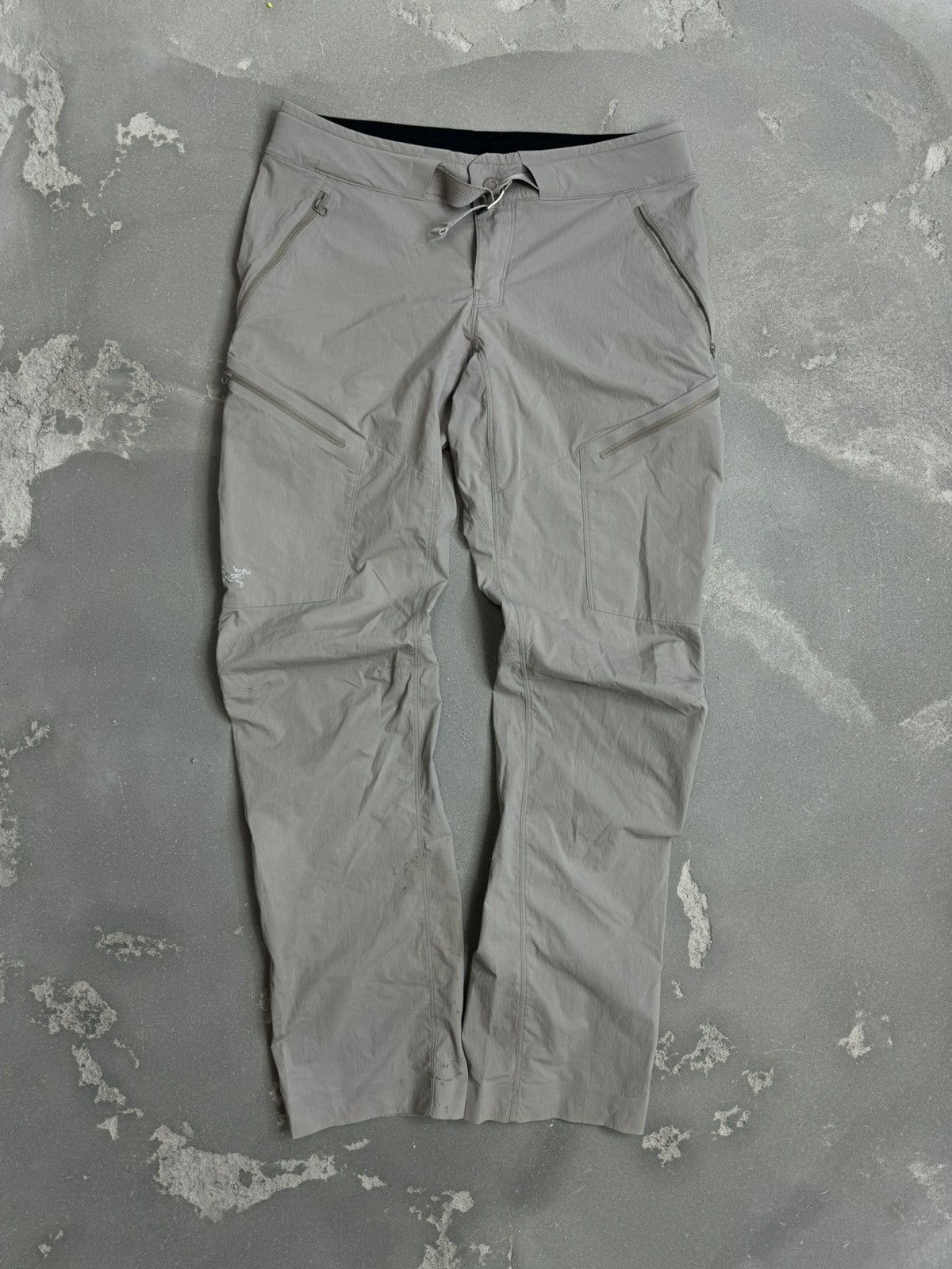 Arc'teryx Arc’tereyx nylon waterproof cargo pants Size 25" / US 0 / IT 36 - 1 Thumbnail