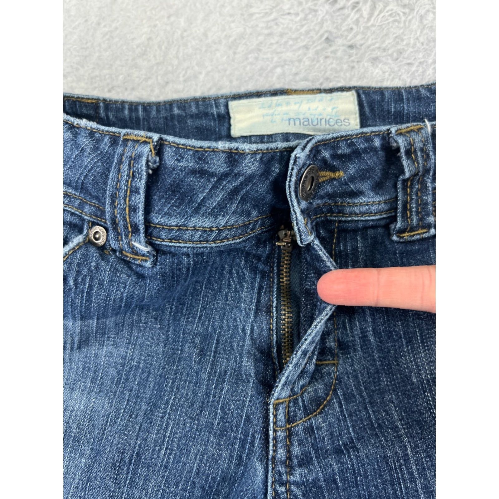 Vintage Maurines Women's Bootcut Jeans 5 Blue Denim Stretch Distressed Vintage Style Size 27" / US 4 / IT 40 - 7 Thumbnail