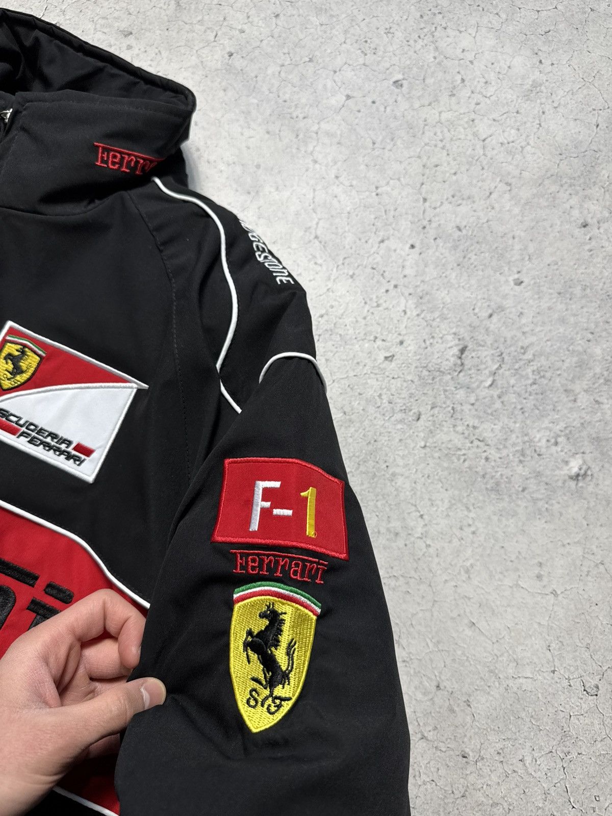 Ferrari Ferrari F1 Racing Bomber Jacket Hype Rare Big Logo Vintage Size US XL / EU 56 / 4 - 9 Thumbnail