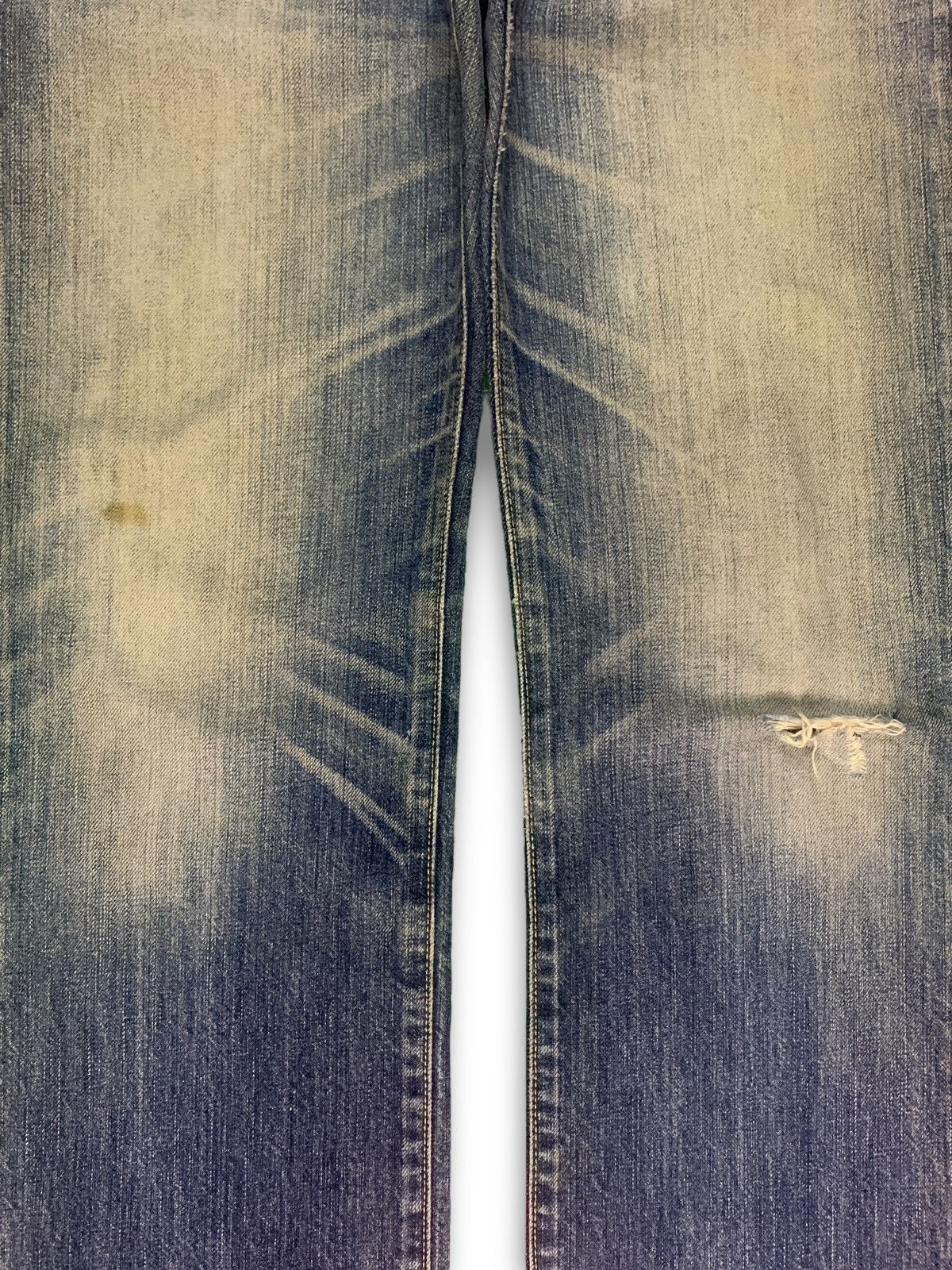 Uniqlo Vintage Uniqlo Blue Wash Distressed Baggy Jeans 32x30 Size US 32 / EU 48 - 5 Thumbnail