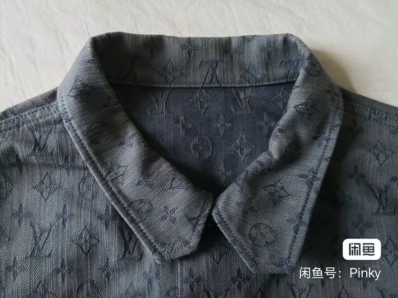 Louis Vuitton Louis Vuitton Classic denim jacket with full printed logo j Size US L / EU 52-54 / 3 - 6 Thumbnail