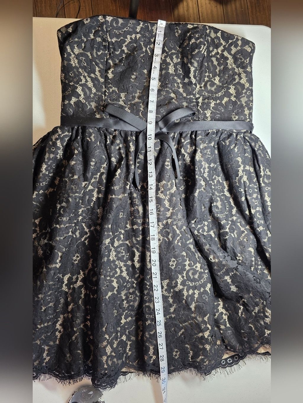 Neiman Marcus Neiman Marcus x Robert Rodriguez Black Lace Strapless Party Size M / US 6-8 / IT 42-44 - 8 Thumbnail