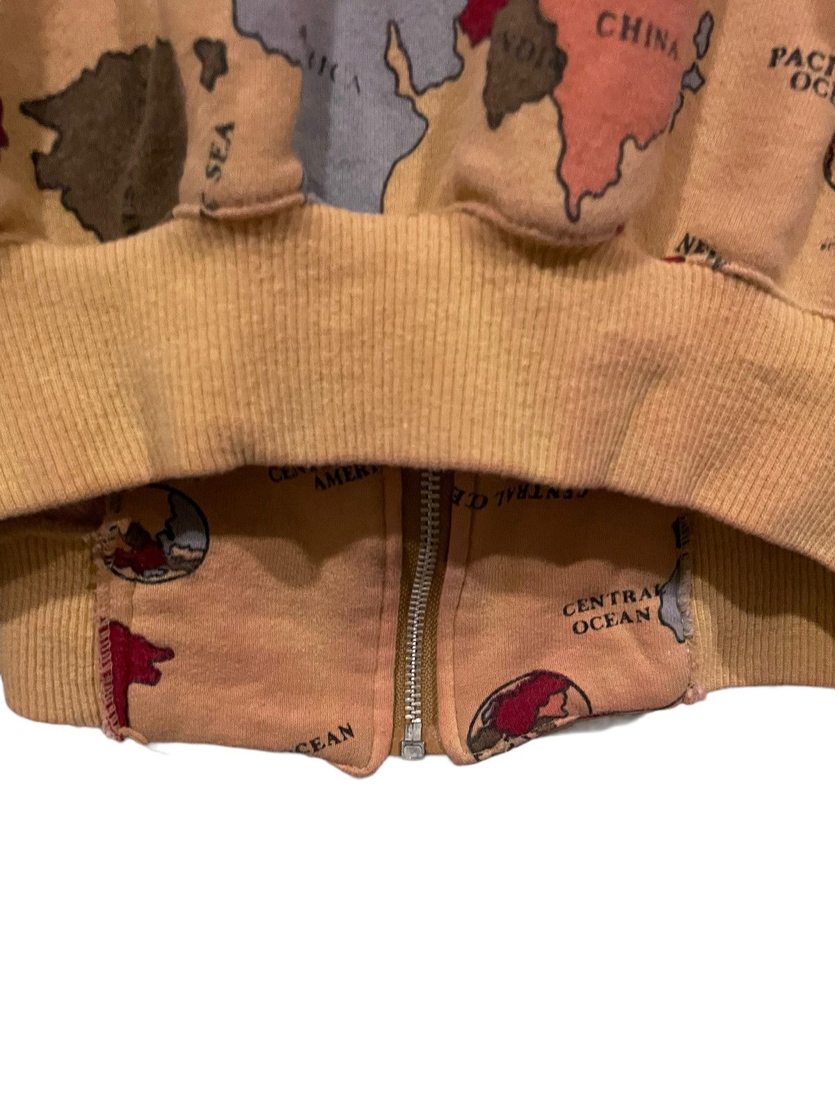 Hai Sporting Gear Issey Miyake Hai Sporting Gear 80s AOP Map Distressed Hoodie Size US M / EU 48-50 / 2 - 9 Thumbnail