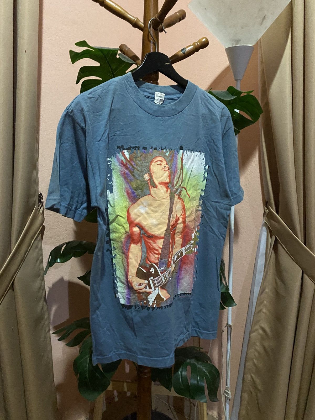 Band Tees Vintage 1998 Lenny Kravitz Concert T-Shirt – USA Made – Rock Size US M / EU 48-50 / 2 - 5 Thumbnail