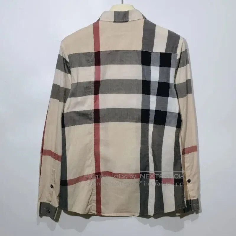 Burberry Burberry Khaki Check Cotton Women's Shirt. Size XS / US 0-2 / IT 36-38 - 2 Thumbnail