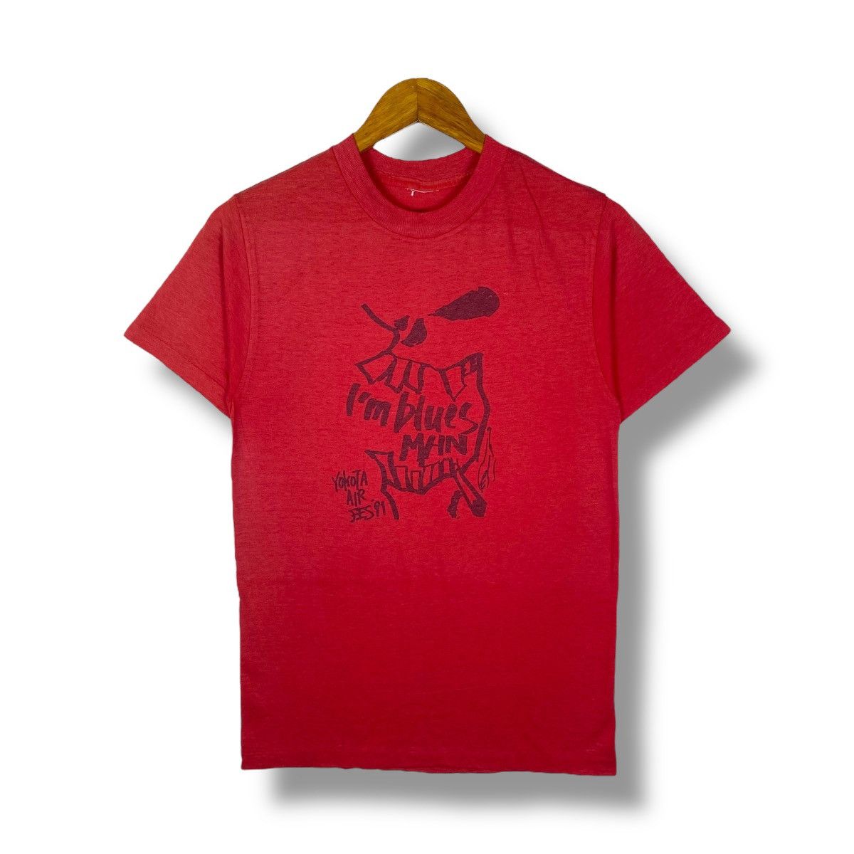 Vintage Vintage 90's I'm Blues Man Yokota Air Fes '91 Tee Shirt Size US S / EU 44-46 / 1 - 1 Thumbnail
