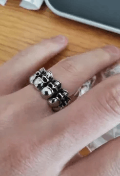 Vintage Skull Punk Ring Size ONE SIZE - 1 Thumbnail