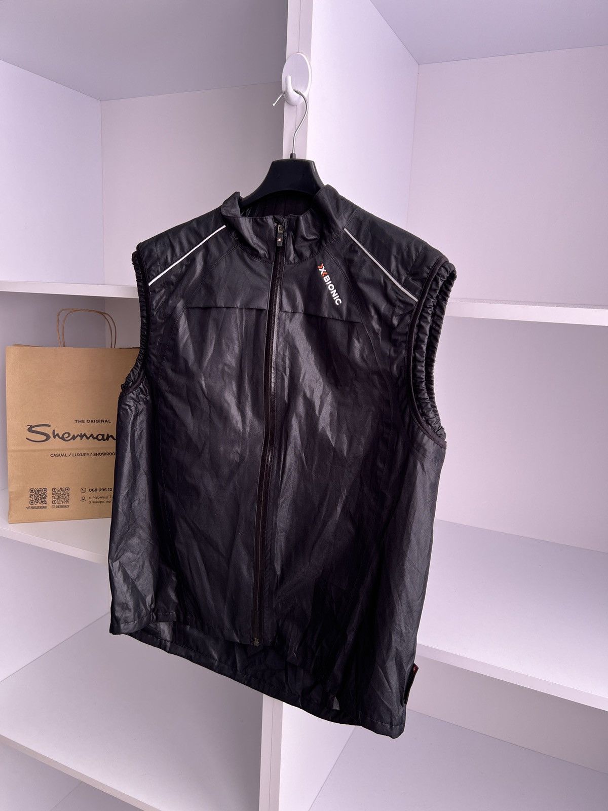 Vintage Vintage X Bionic Travel 3D EVO Black Vest Size US L / EU 52-54 / 3 - 6 Thumbnail