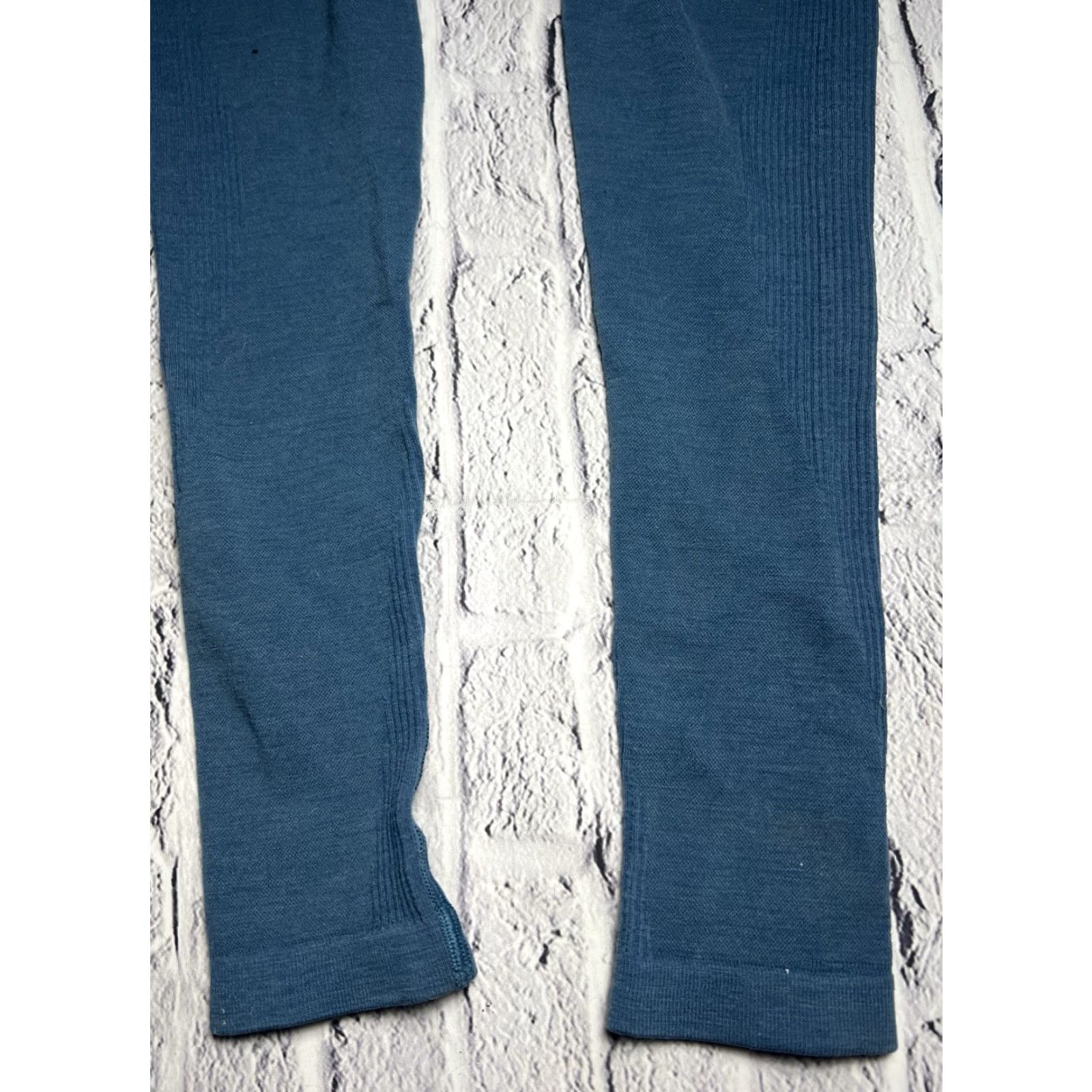 Lululemon Lululemon Rib Panel Tidewater Teal Leggings Size 2 Womens Activewear Ribbed Align Leggings Blue 2 Size 26" / US 2 / IT 38 - 6 Thumbnail