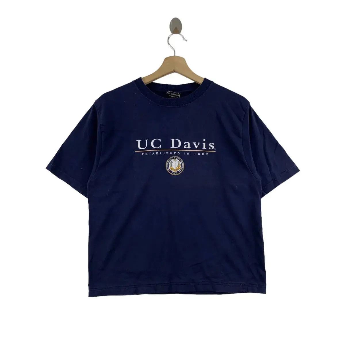 Vintage Vintage UNIVERSITY CALIFORNIA DAVIS Tee Shirt Top Collegiate Size S / US 4 / IT 40 - 1 Thumbnail