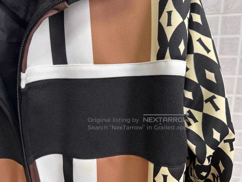 Other Valentino Women's coat Size US M / EU 48-50 / 2 - 5 Thumbnail