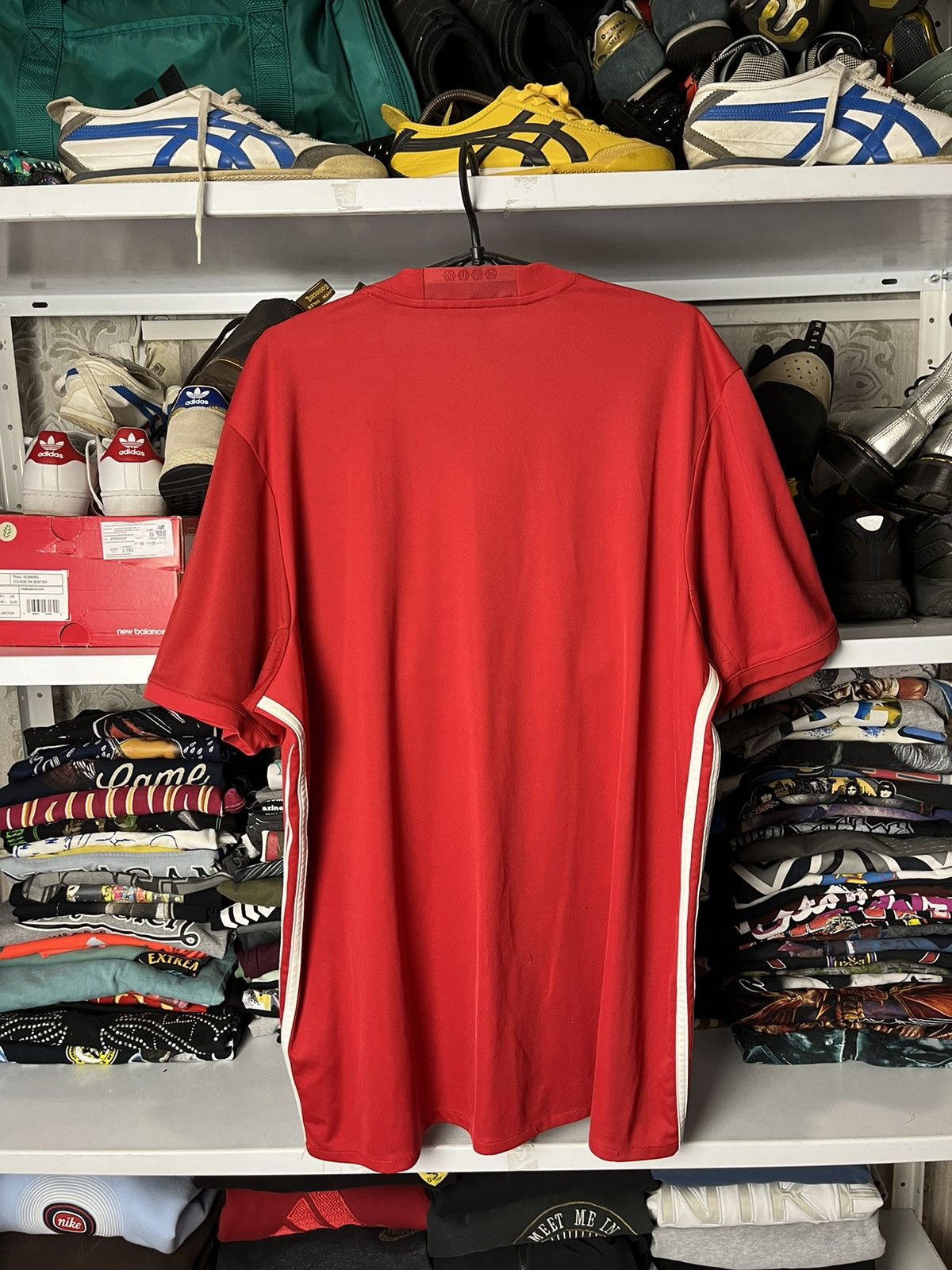 Vintage Adidas Manchester United 2016/17 Home Soccer Jersey Size XL Size US XL / EU 56 / 4 - 4 Thumbnail
