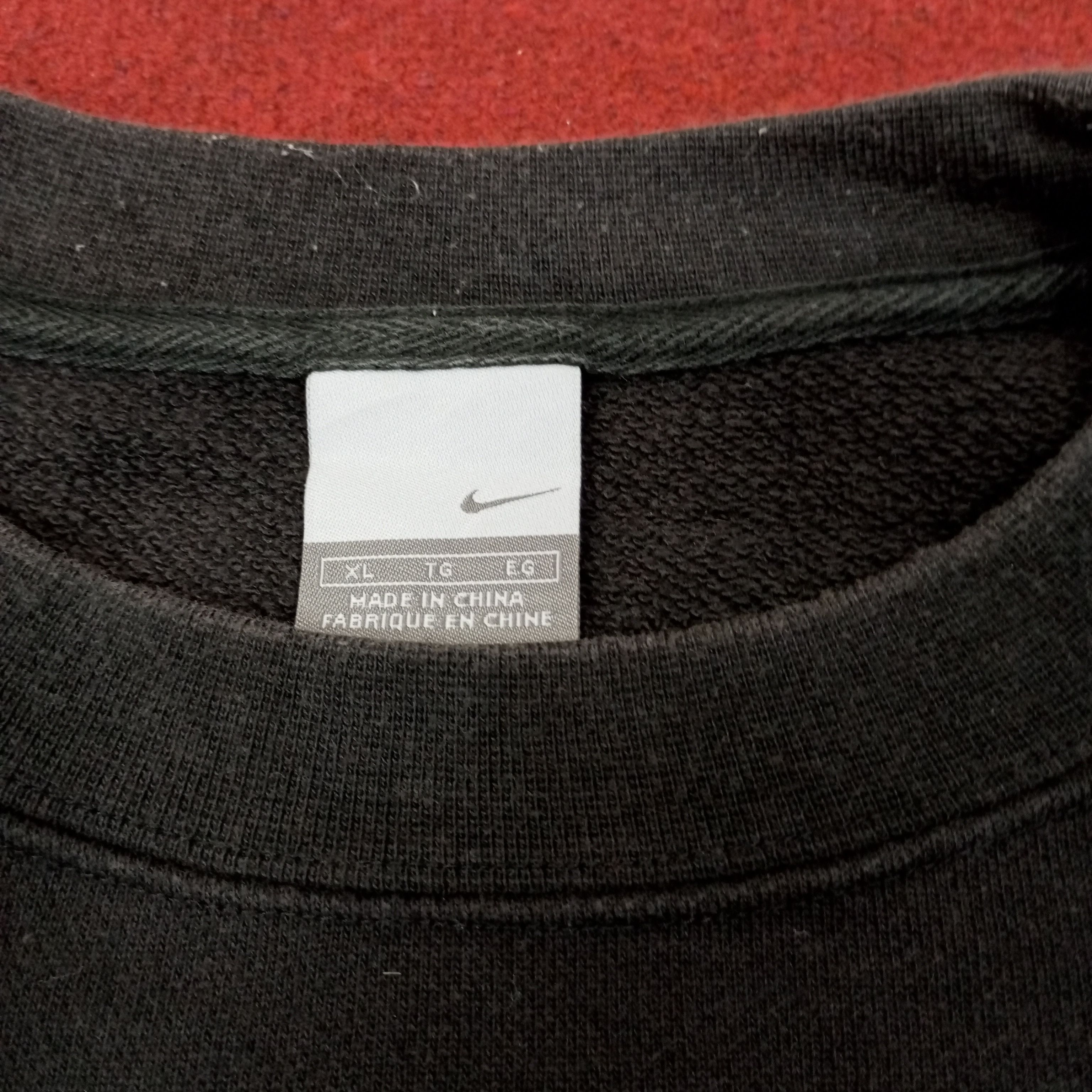 Nike Nike Small Logo Sweatshirt c254n8 Size US L / EU 52-54 / 3 - 3 Thumbnail