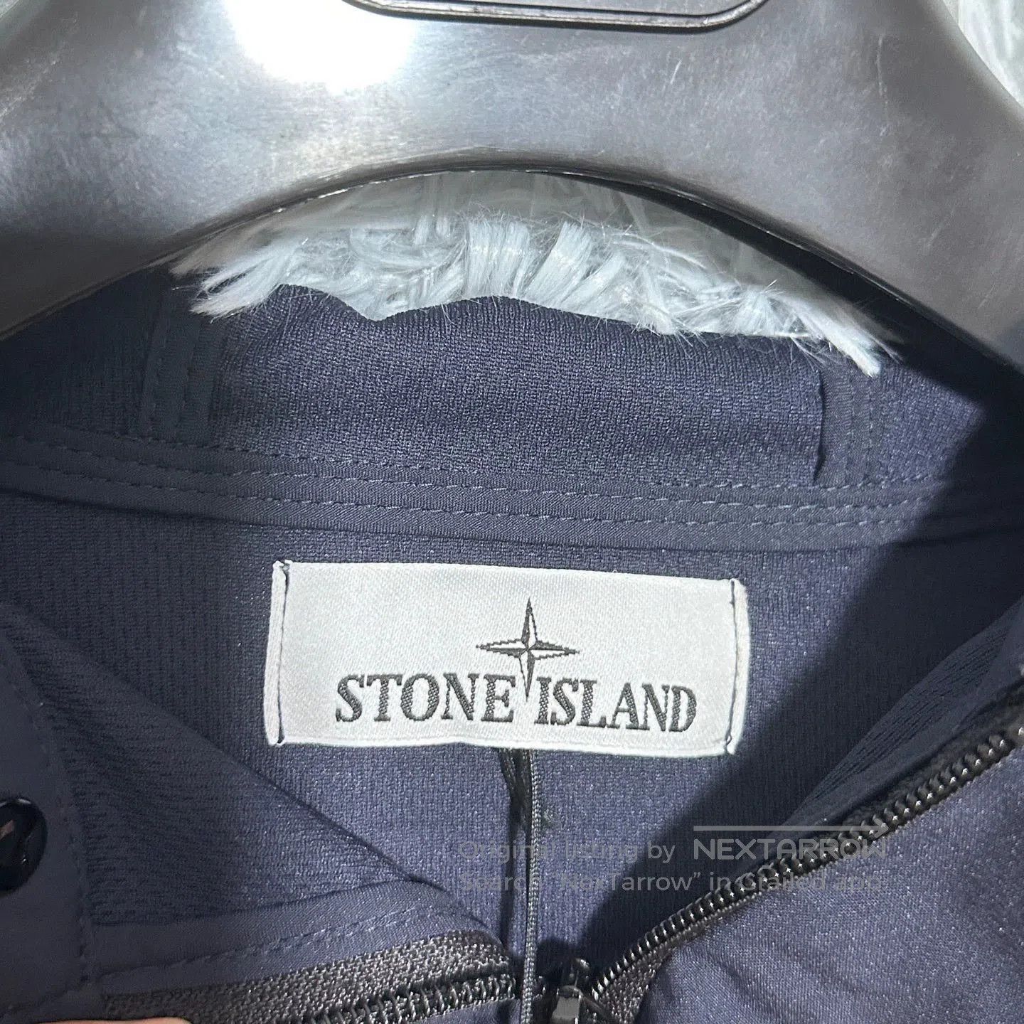 Stone Island stone island lightweight hooded jacket navy blue. Size US L / EU 52-54 / 3 - 4 Thumbnail