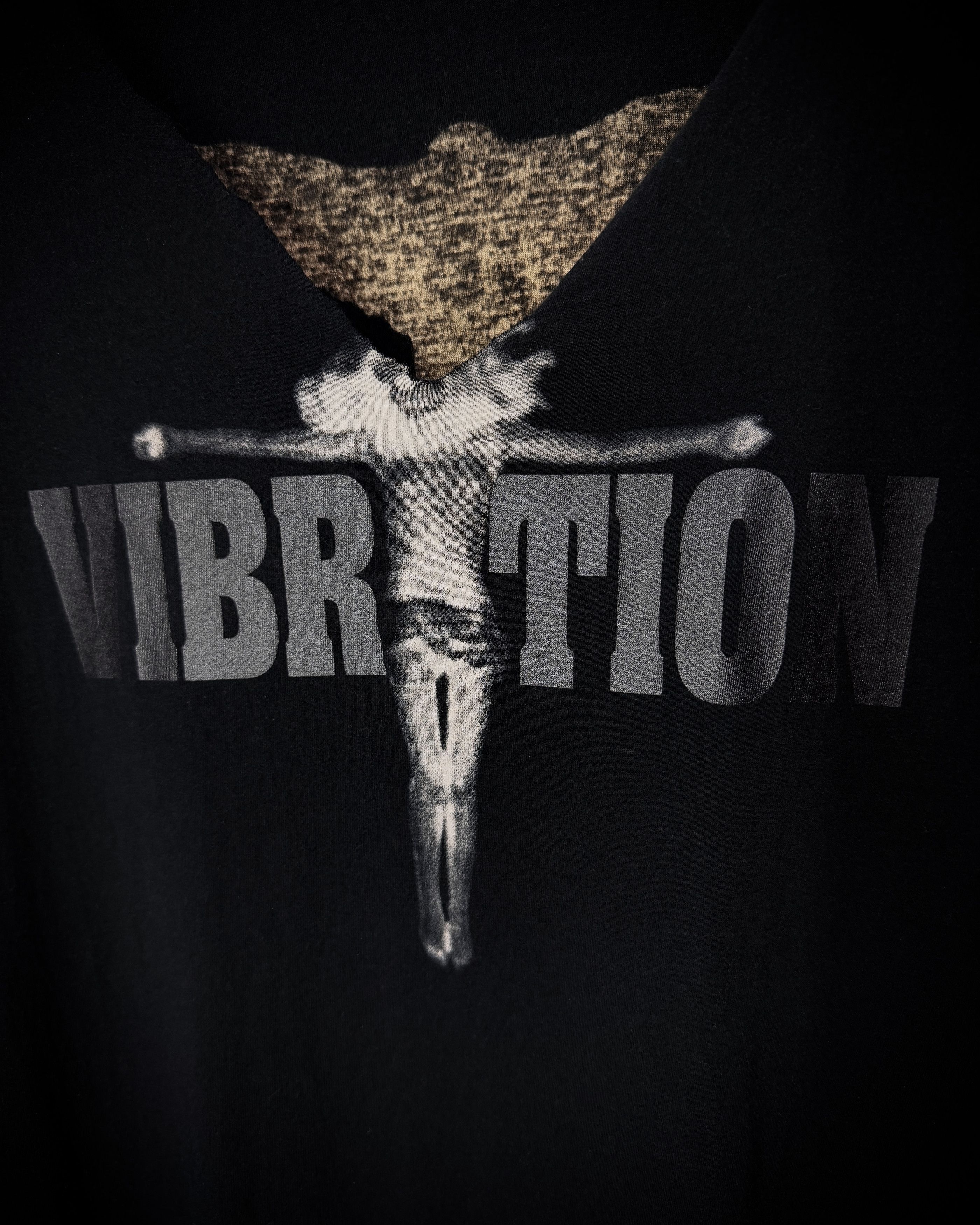 Le Grande Bleu (L.G.B.) L.G.B. Message-4 Vibration V-Neck Long Sleeve Tees Size US M / EU 48-50 / 2 - 3 Thumbnail
