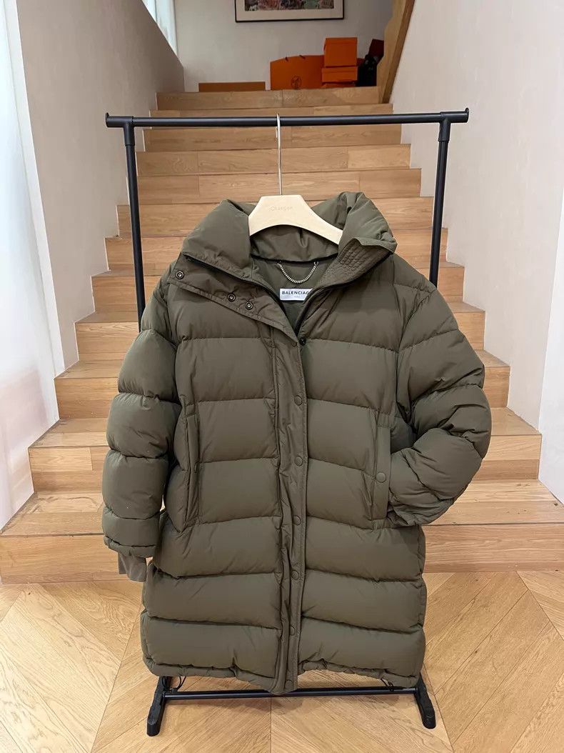 Balenciaga Balenciaga Military Green Down Jacket Long Length Size XXS / US 00 / IT 34 - 1 Thumbnail