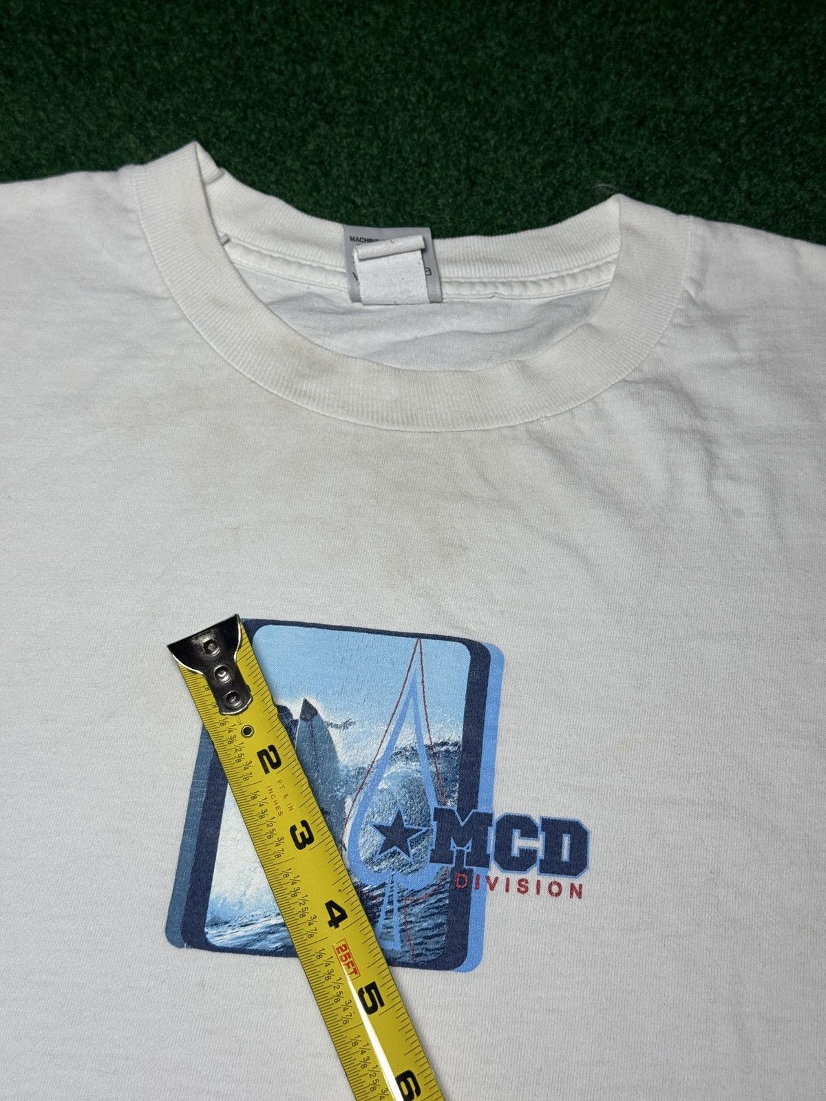 Vintage Vintage MCD Division Surfer Beach Skater Grunge T Shirt Size US L / EU 52-54 / 3 - 9 Thumbnail