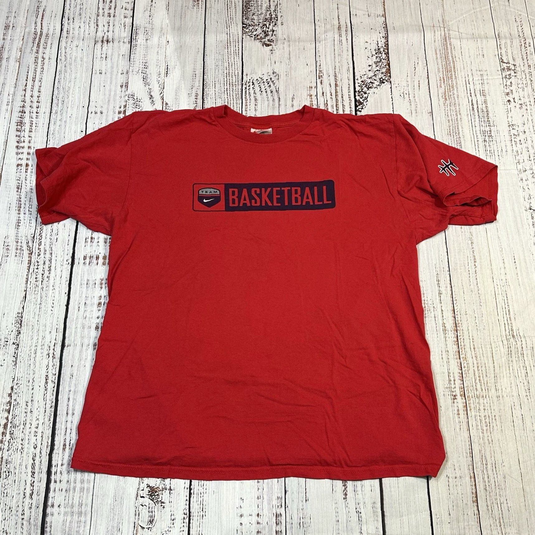 Nike VINTAGE Nike Team Basketball Red Cotton Tee Shirt Mens L Size US L / EU 52-54 / 3 - 2 Thumbnail