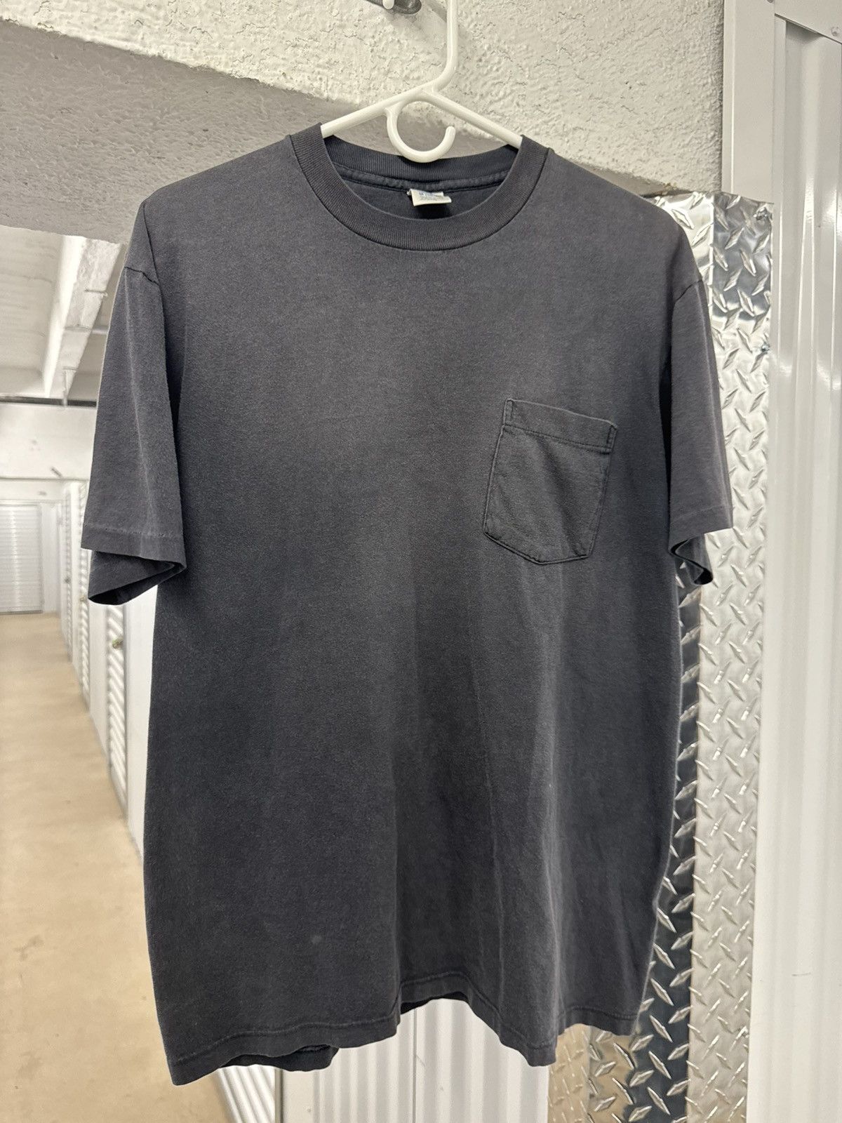 Towncraft Vintage 90s Black Faded Pocket Tee Size US M / EU 48-50 / 2 - 1 Thumbnail