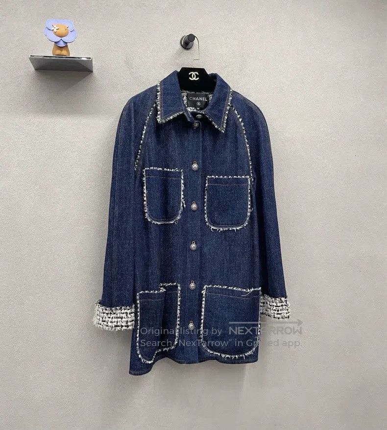 Chanel Chanel Solid colour single-breasted long-sleeved jacket Size XS / US 0-2 / IT 36-38 - 3 Thumbnail