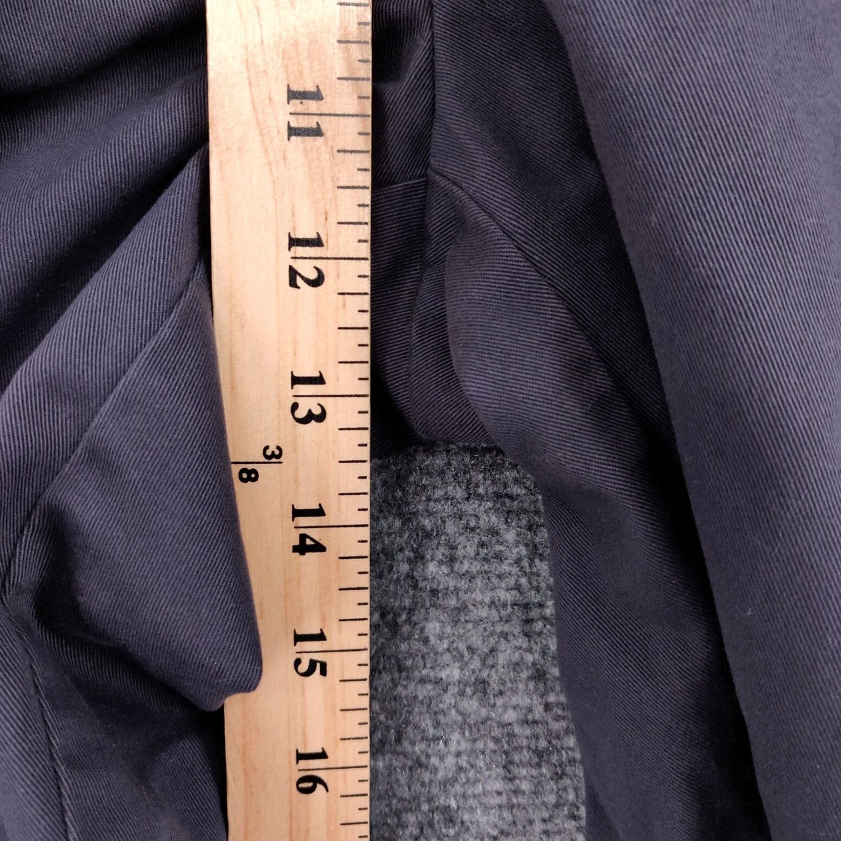 Jos. A. Bank Jos. A. Bank Shorts Mens 36 Blue Traveler Mid Rise Chino Bermuda Pleated Cotton Casual Outdoor 90s? Size US 36 / EU 52 - 5 Thumbnail
