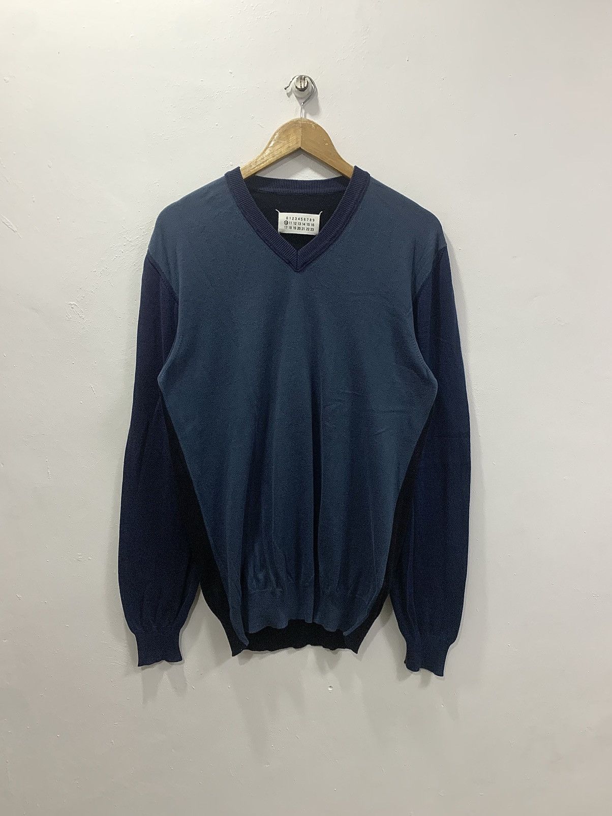 Maison Margiela MARTIN MARGIELA LINE 10 - MULTICOLORED V-NECK SWEATER Size US M / EU 48-50 / 2 - 1 Thumbnail