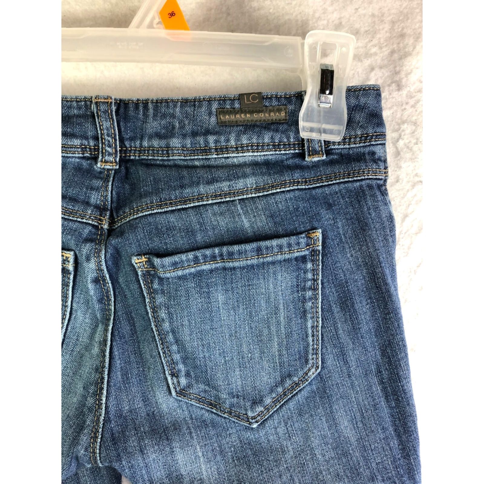 Vintage Lauren Conrad Juniors Size 0 Mid Rise Straight Leg Blue Denim Jeans Size 25" / US 0 / IT 36 - 6 Thumbnail