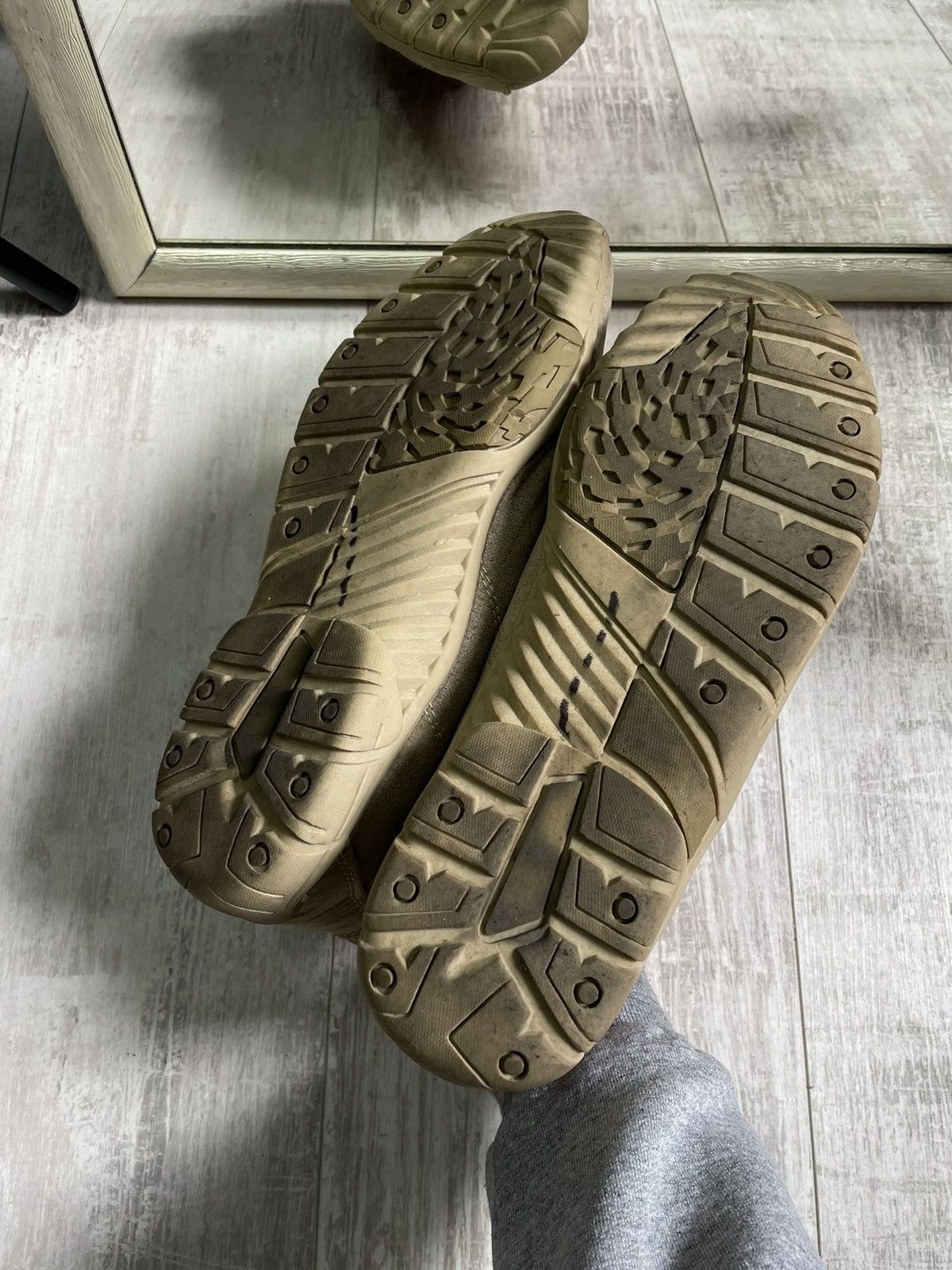 Diesel Vintage Diesel 00’s Archive Sneakers Y2K Beige RARE Size US 8.5 / EU 41-42 - 6 Thumbnail