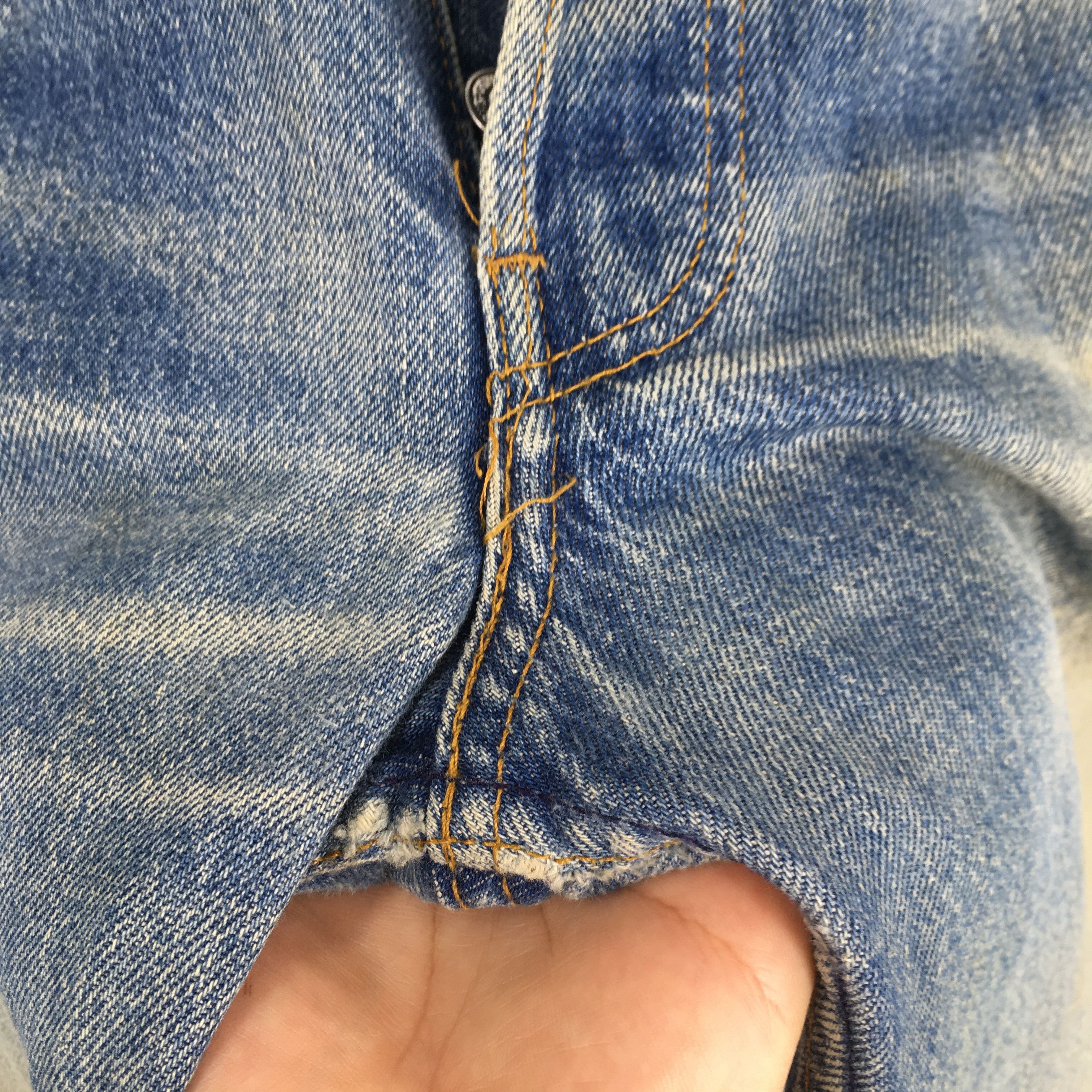 Levi's Size 29x33 Vintage 80s Levi's 501 Faded Blue Jeans S930 Size US 29 - 7 Thumbnail