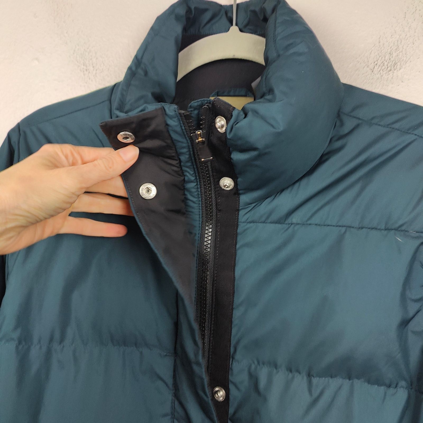 Athleta Athleta Down Puffer Bomber Jacket Womens Medium Dark Teal Size M / US 6-8 / IT 42-44 - 4 Thumbnail