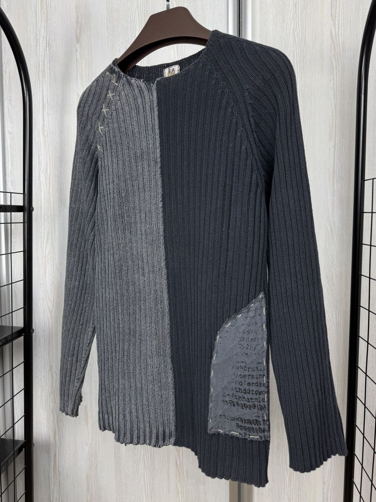 Desigual Desigual vintage Spain double colour distressed sweater Size XL / US 12-14 / IT 48-50 - 6 Thumbnail