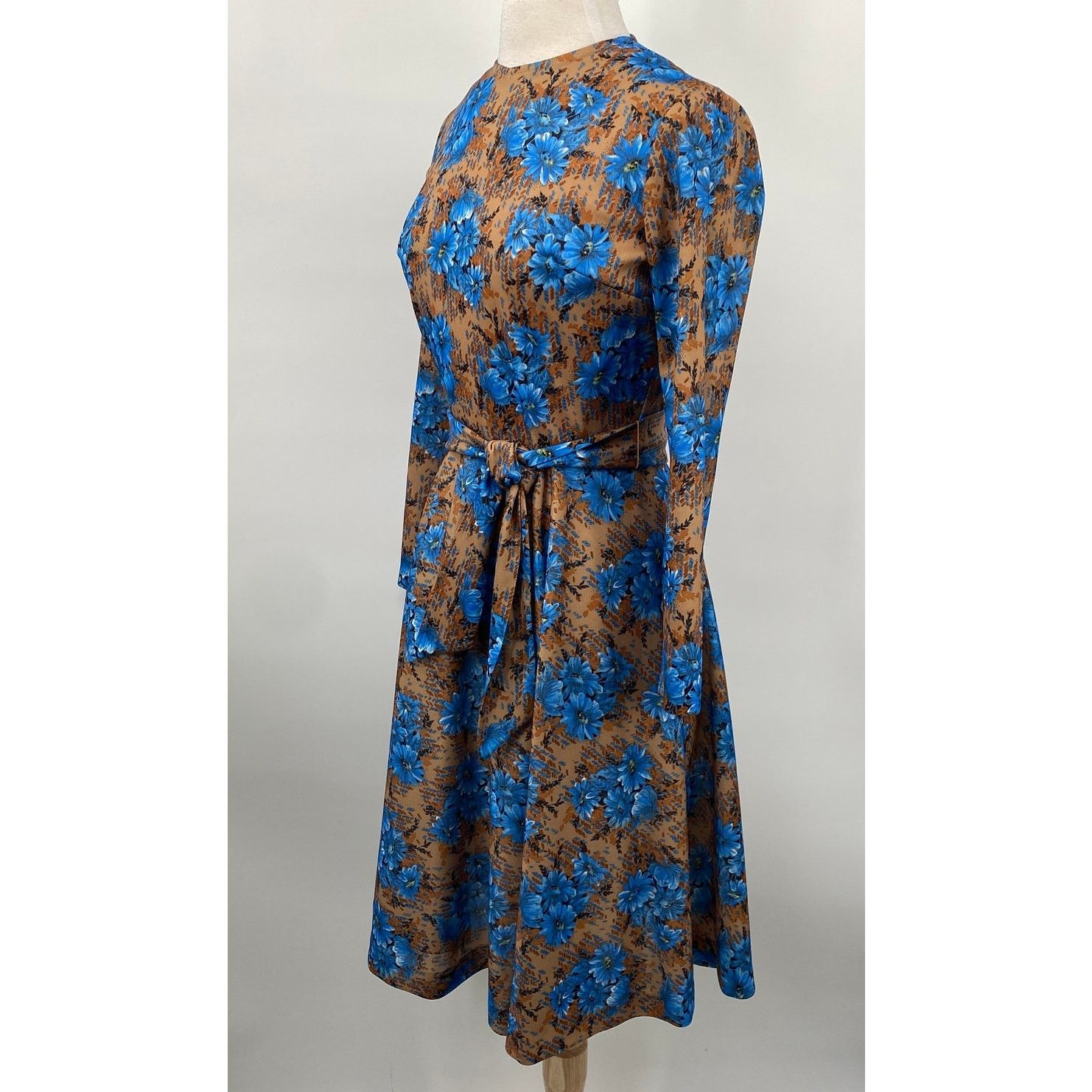 Vintage Vintage 60s Floral Fit & Flare Dress Tie Belt Long Sleeve Size M / US 6-8 / IT 42-44 - 4 Thumbnail