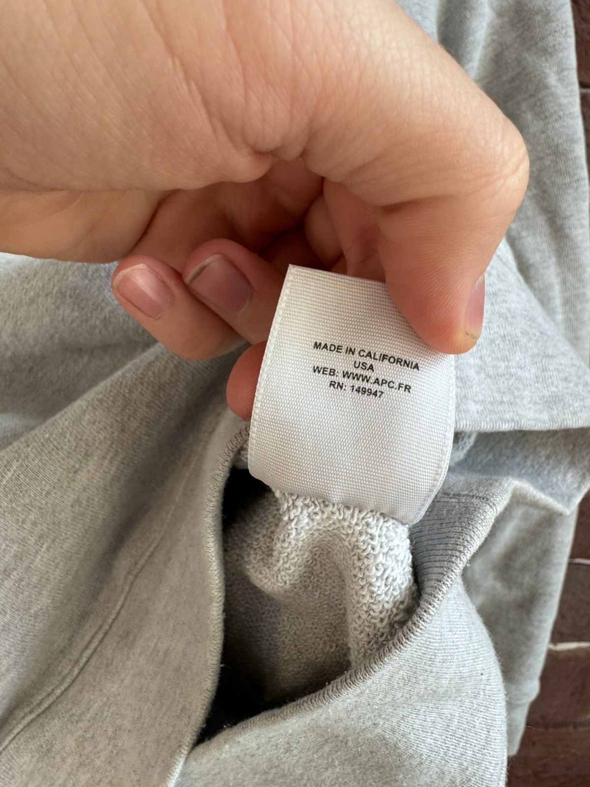 A.P.C. A.P.C Logo Sweatshirt Grey Crewneck Made in USA M hype Size US M / EU 48-50 / 2 - 5 Thumbnail