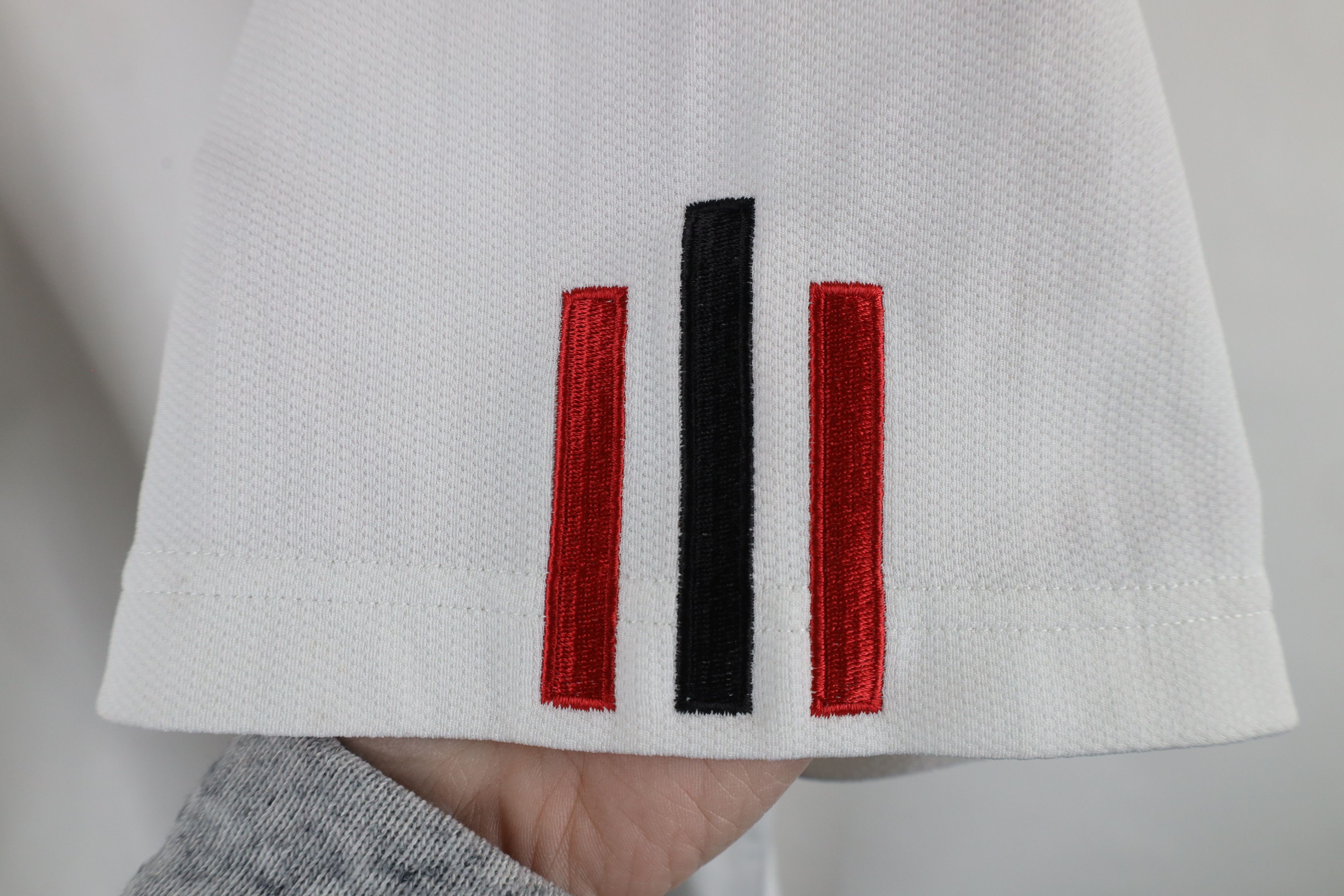 Adidas × Vintage Adidas University of Cincinnati Football T-Shirt White Size US XL / EU 56 / 4 - 4 Thumbnail