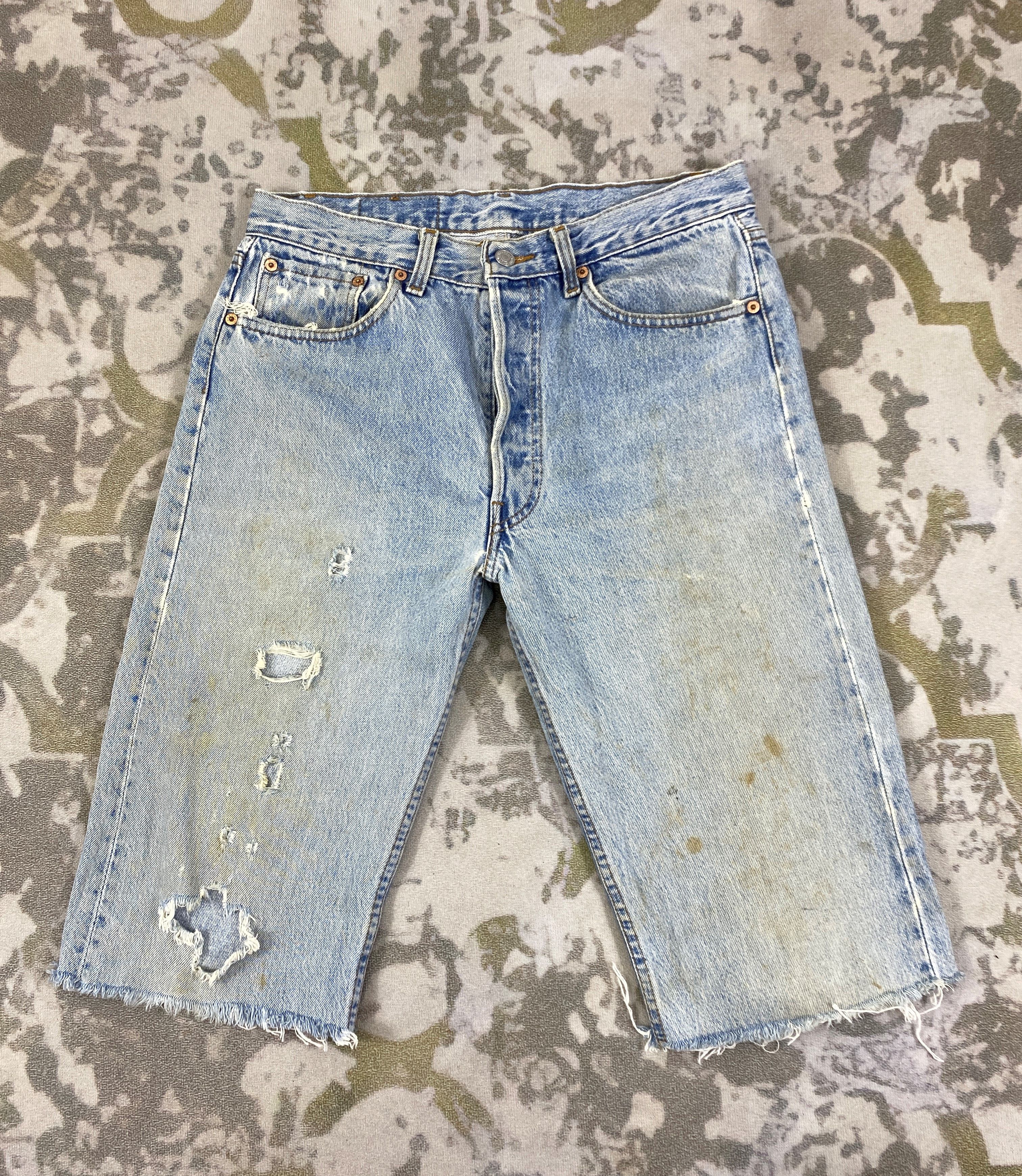 Levi's Light Blue Vintage Levis 501 Jeans 32x14.5 - JN3033 Size US 32 / EU 48 - 1 Thumbnail