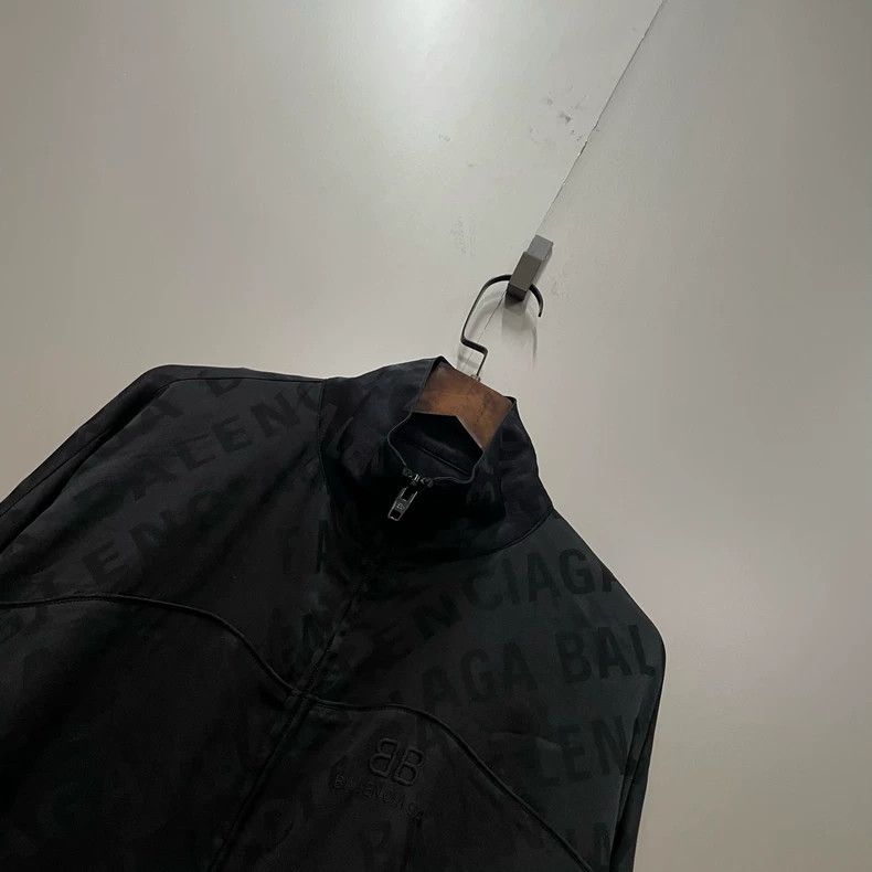 Balenciaga Balenciaga size 34 Full monogrammed logo jacket Size US S / EU 44-46 / 1 - 2 Thumbnail