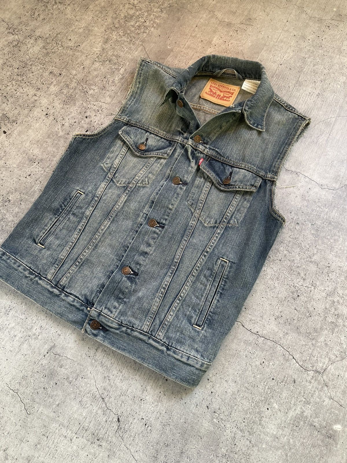 Levi's × Levi's Vintage Clothing × Vintage Vintage Levis vest denim USA size L Size US L / EU 52-54 / 3 - 5 Thumbnail