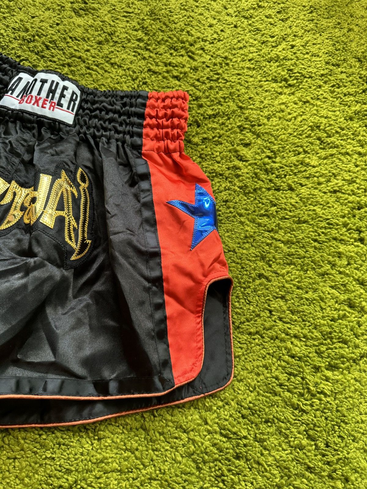 Designer × Vintage Muay Thai shorts boxing MMA kick-boxing Size US 32 / EU 48 - 3 Thumbnail