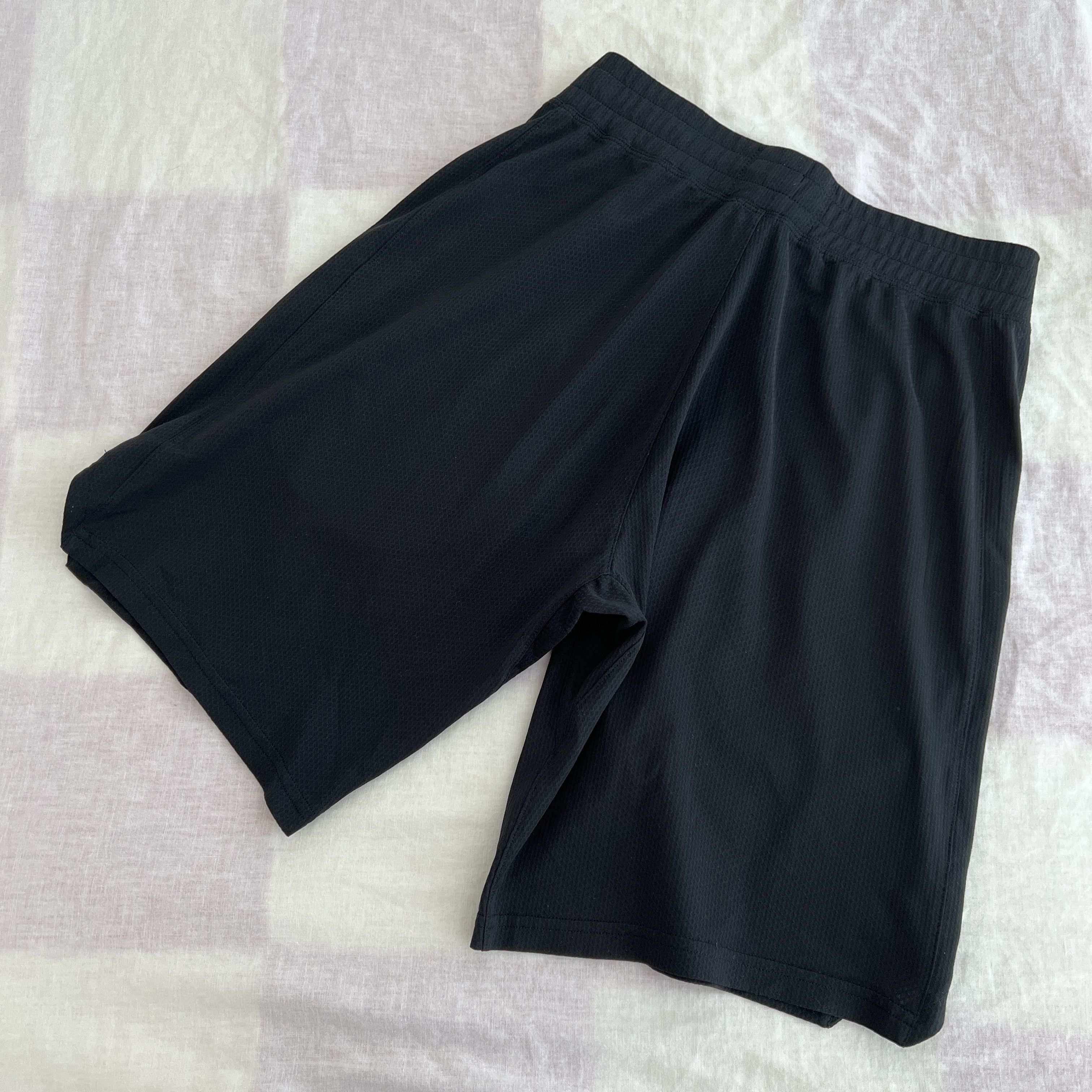 Reigning Champ Logo Gym Basketball Shorts Black Size US 28 / EU 44 - 4 Thumbnail
