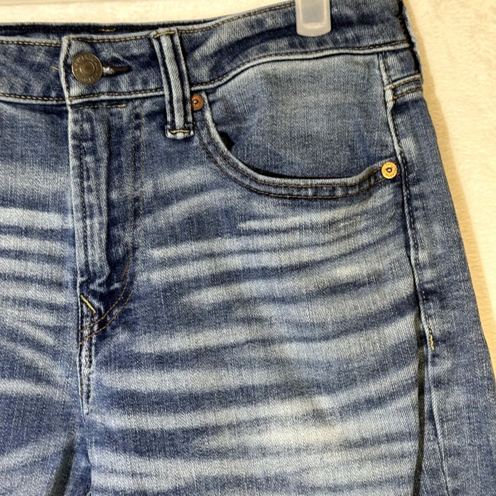 American Eagle Outfitters American Eagle Jeans Women’s 29 × 30 Blue Denim Stretch Skinny Whiskered Excellent Size 29" - 5 Thumbnail
