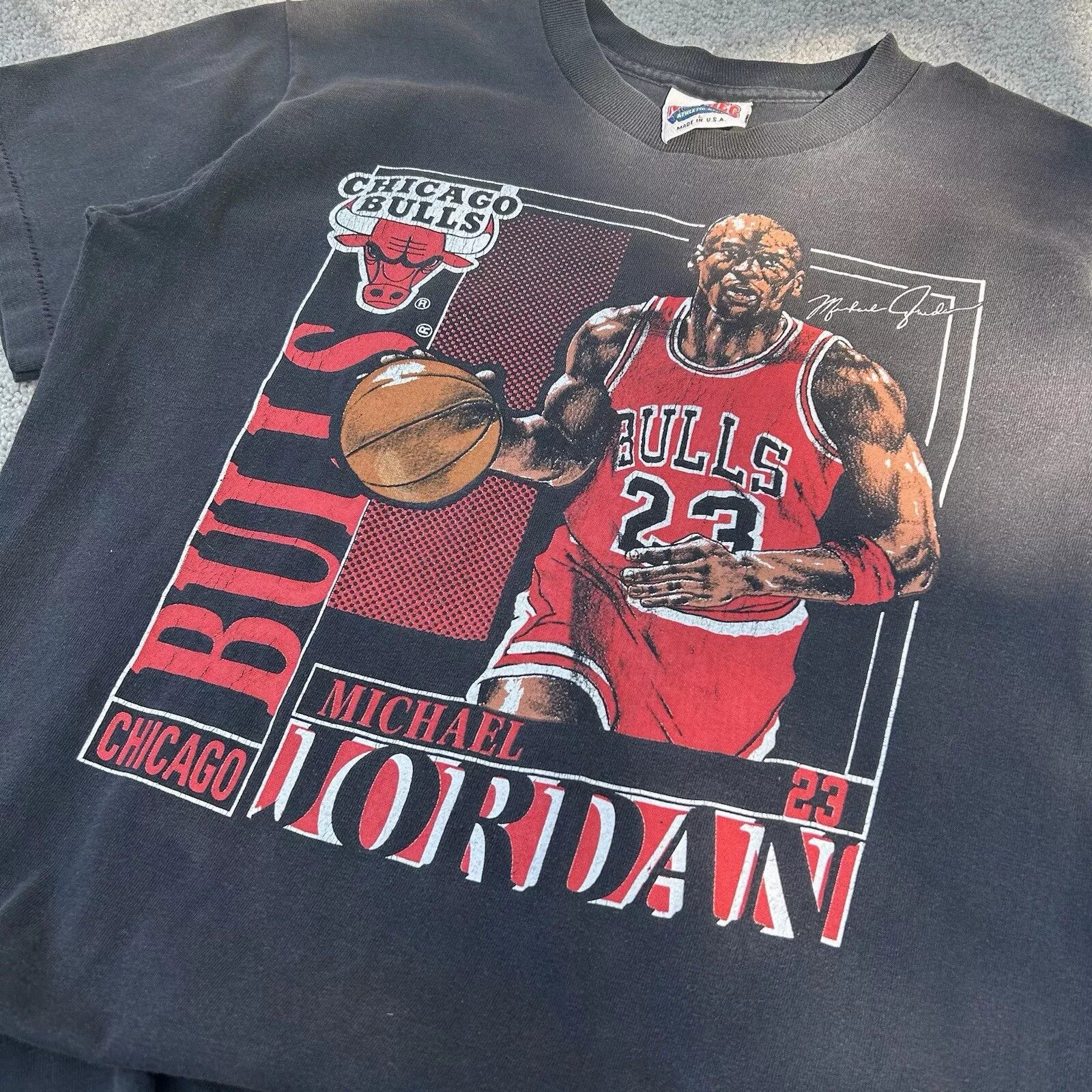 Nutmeg Vintage Michael Jordan Nutmeg Mills Shirt Adult Size US L / EU 52-54 / 3 - 9 Thumbnail