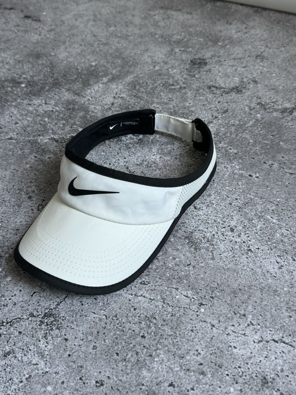Nike × Vintage Vintage Nike white visor blazer cap hat Size ONE SIZE - 3 Thumbnail