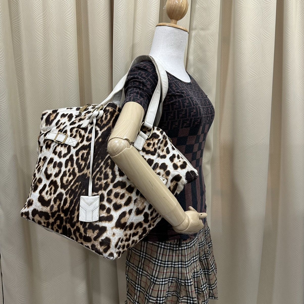 ‼️LASTDROP‼️ YVES SAINT LAURENT LEOPARD PRINT PONY HAIR LARGE
