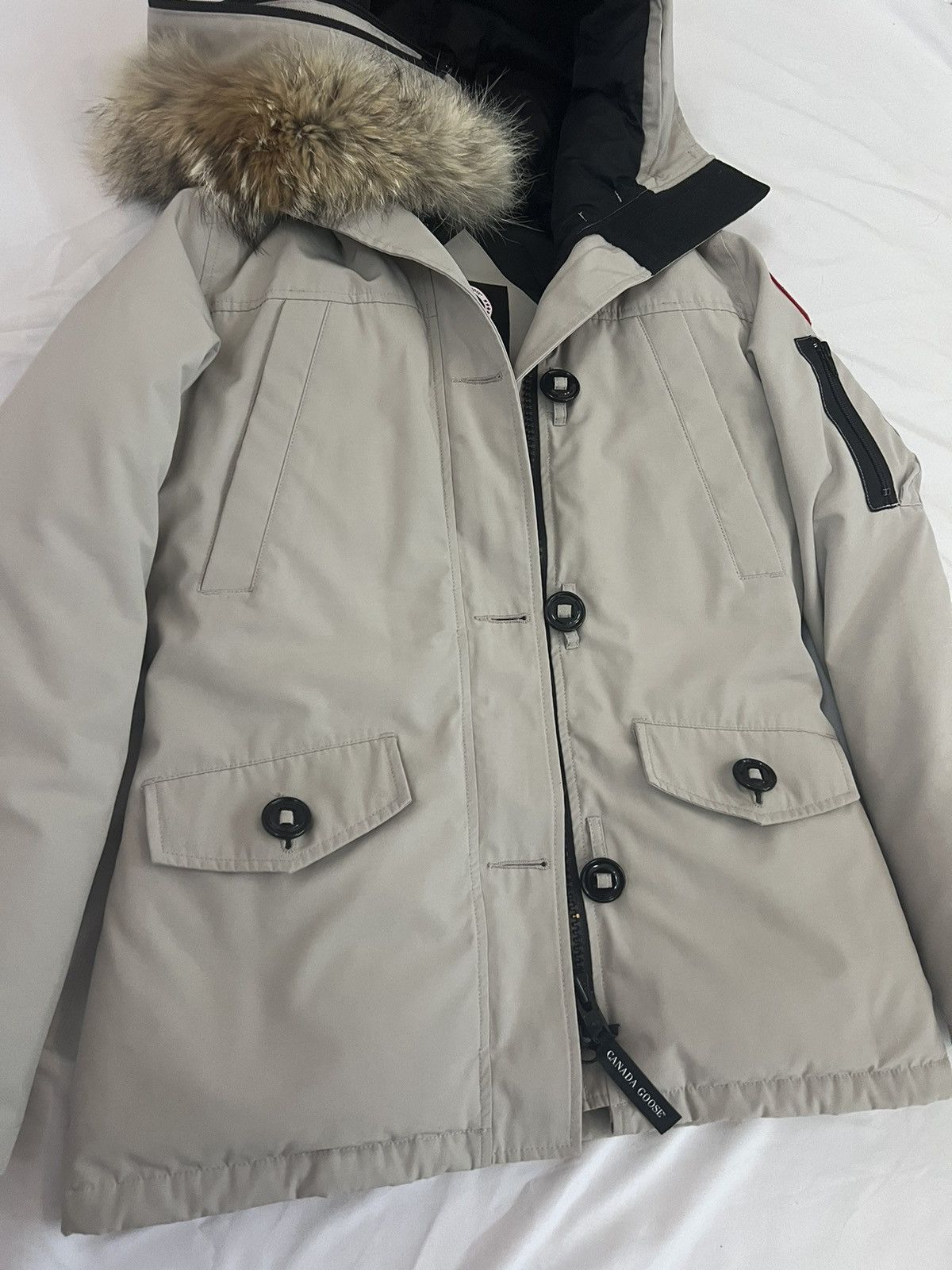 Canada Goose Canada Goose fox fur jacket Size S / US 4 / IT 40 - 1 Thumbnail