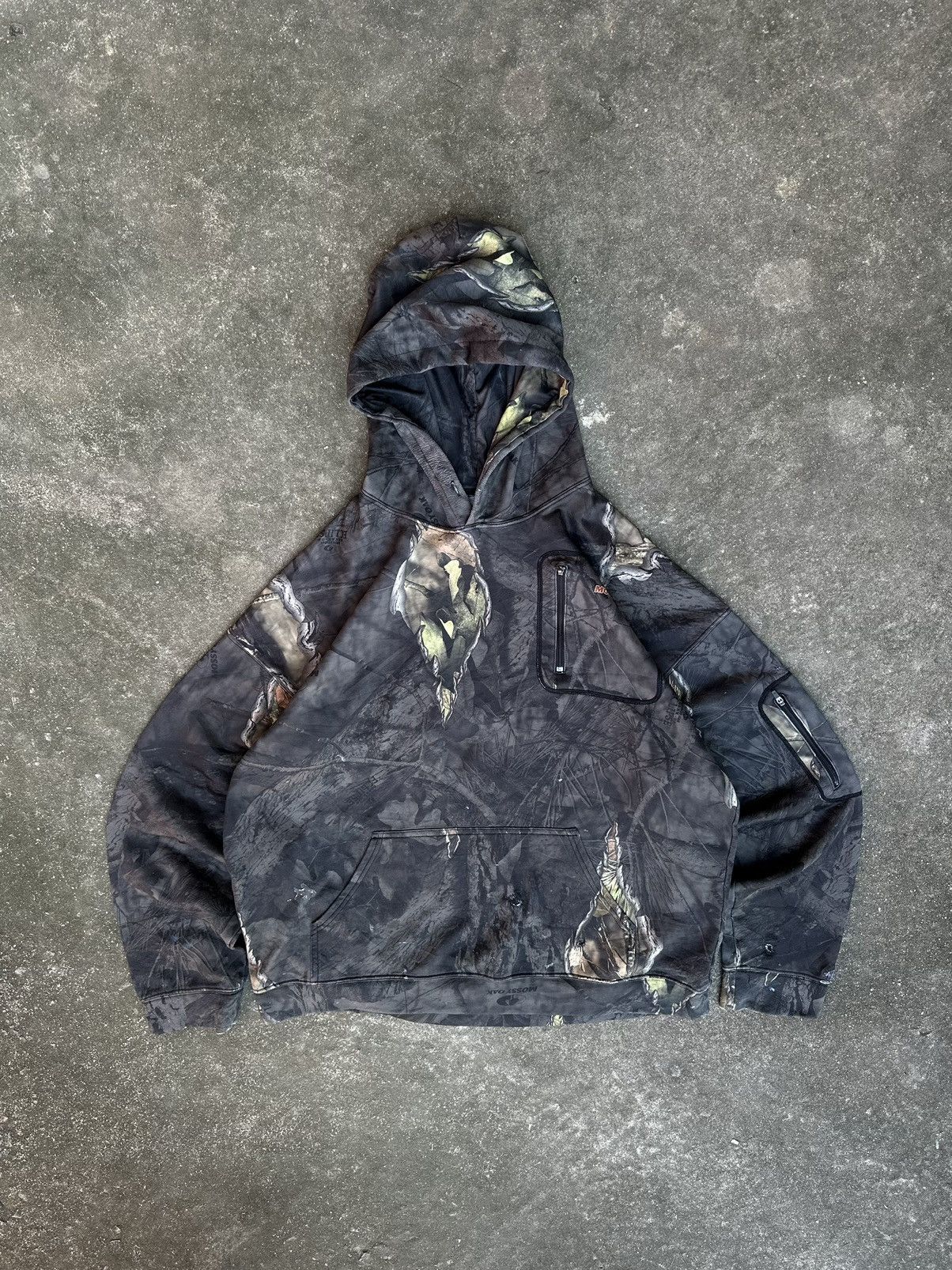 Carhartt × Vintage Vintage Y2K Realtree Camo Hooded Carhartt Style Size US L / EU 52-54 / 3 - 1 Thumbnail