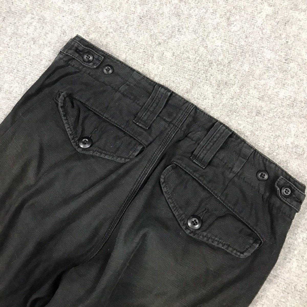 Alpha Industries × Japanese Brand Alpha Industries Sun Faded black Rusty cargo pants Size US 29 - 10 Thumbnail