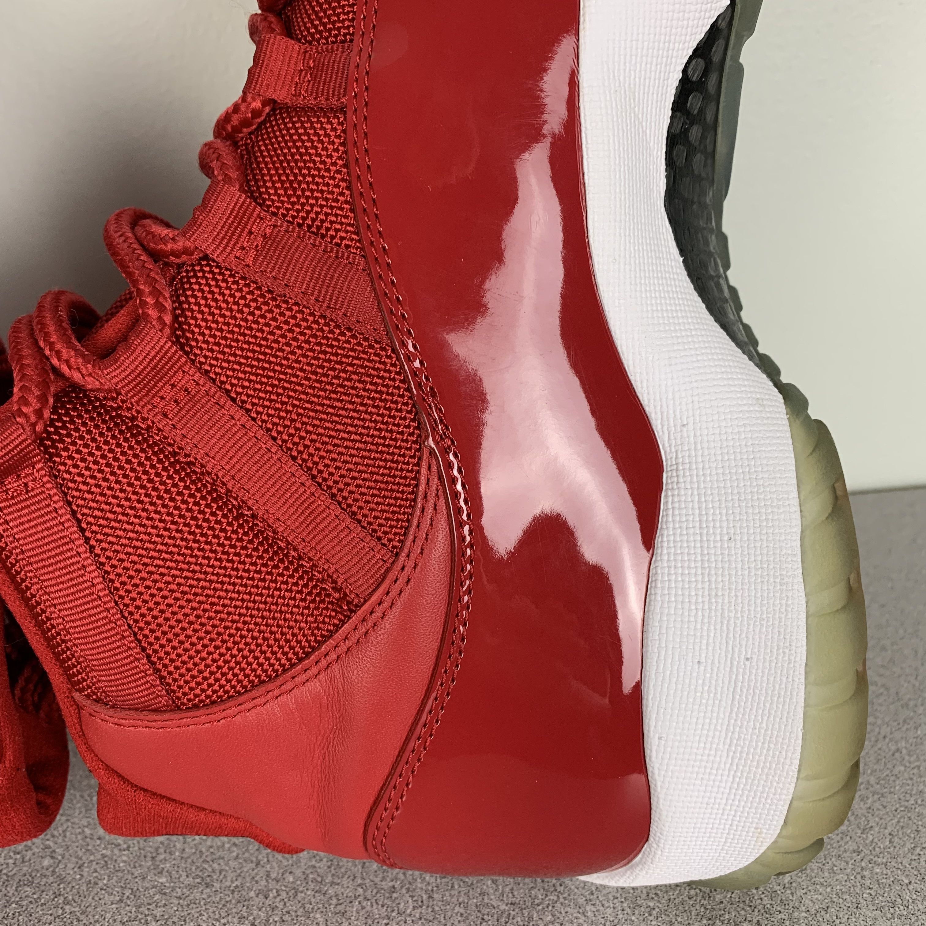 Jordan Brand Jordan 11 Retro Win Like 96 Size US 12 / EU 45 - 10 Thumbnail