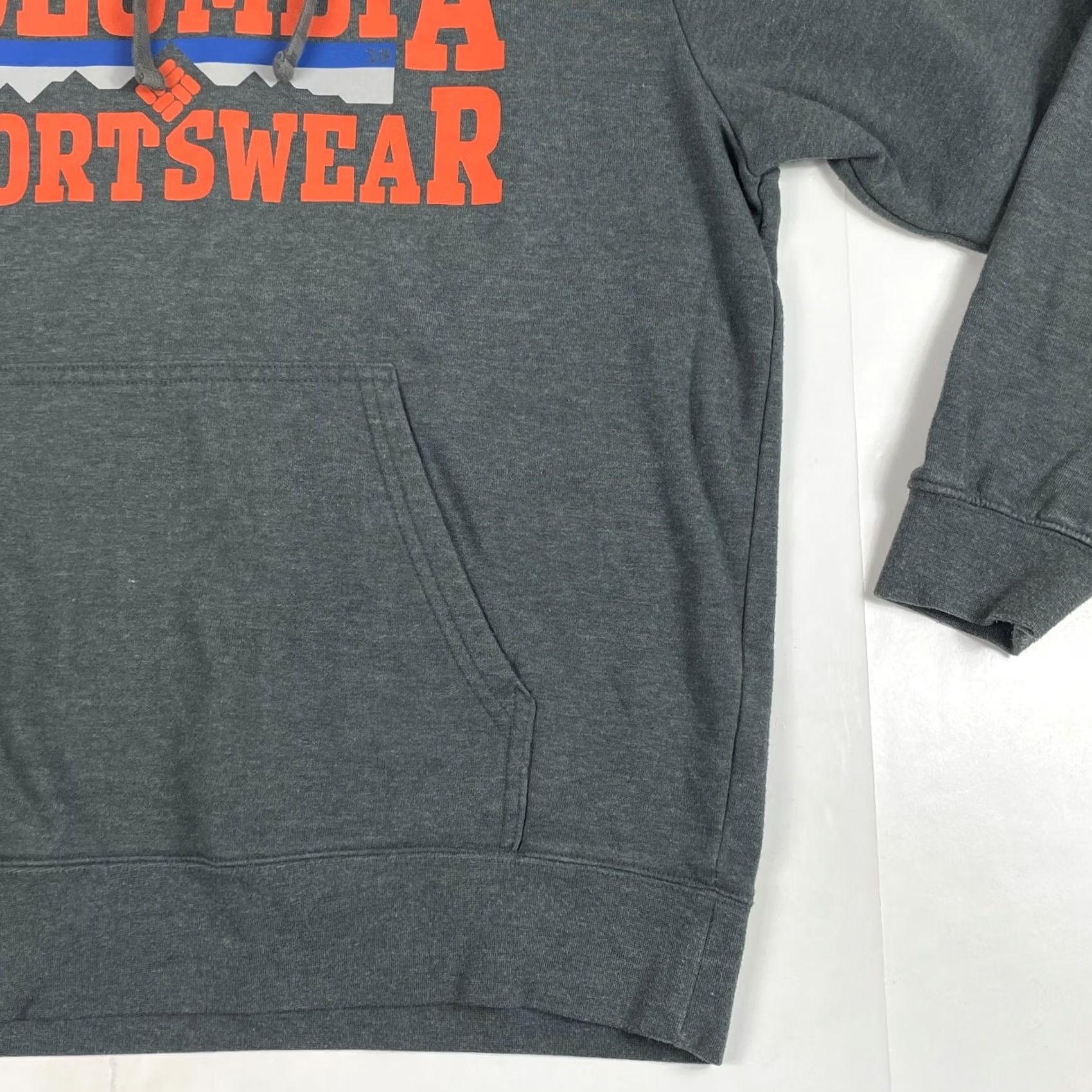 Vintage Columbia Hoodie Mens M Gray Medium Long Sleeve Pullover Lined Hiking Ski Outdoors Size US M / EU 48-50 / 2 - 4 Thumbnail