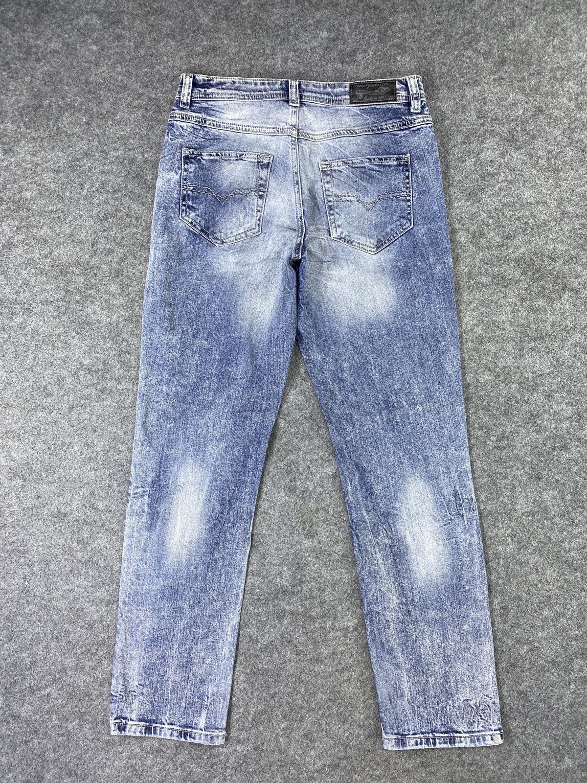 Diesel × Jean Diesel Kid Distressed Blue Wash Jeans - J1072 Size US 27 - 6 Thumbnail