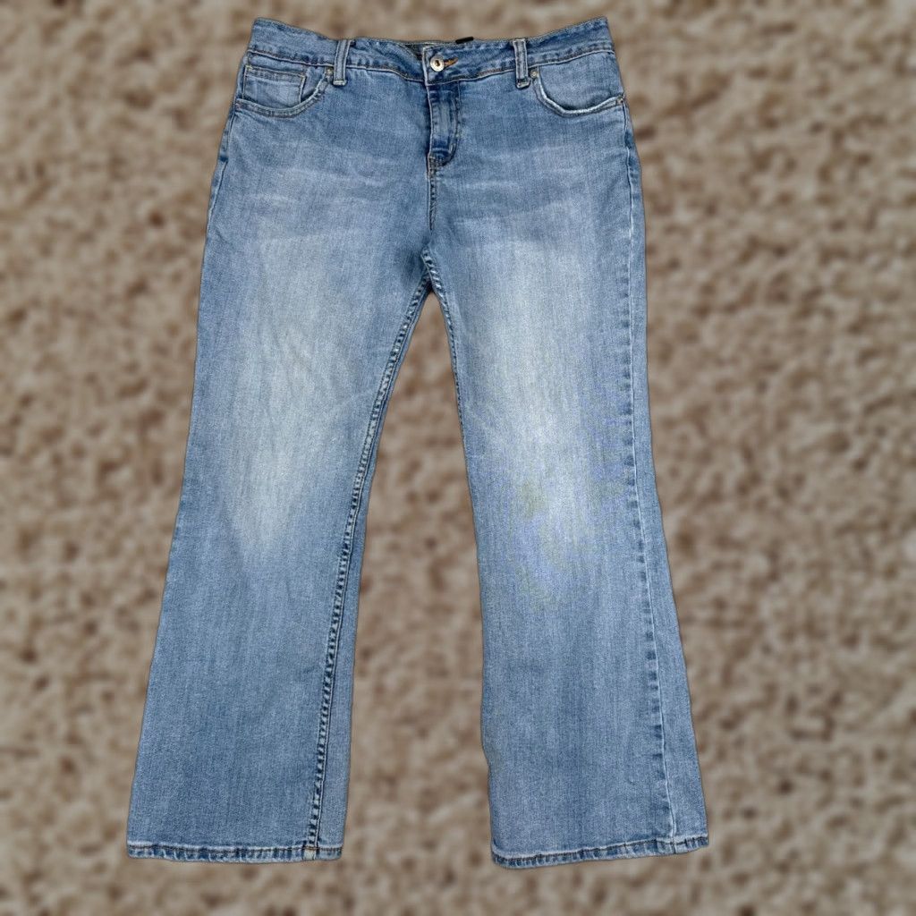Vintage Max Jeans Women's Jeans 12P Bootcut Denim Blue Mid Rise 32x26 Distressed Stretch 5-Pocket Retro Womens Size 34" / US 12 / IT 48 - 1 Thumbnail